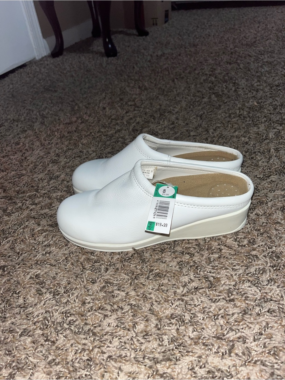 Footstar Cobbie Cuddlers White Slip-On Women's Nursing Clog